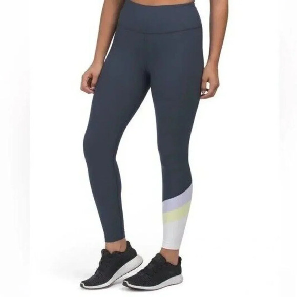 Peloton Women's Cadet High-Rise Color-block Legging Size large - Picture 3 of 13